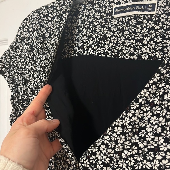 LAST CHANCE Abercrombie & Fitch Floral Button Up Dress - Picture 4 of 7